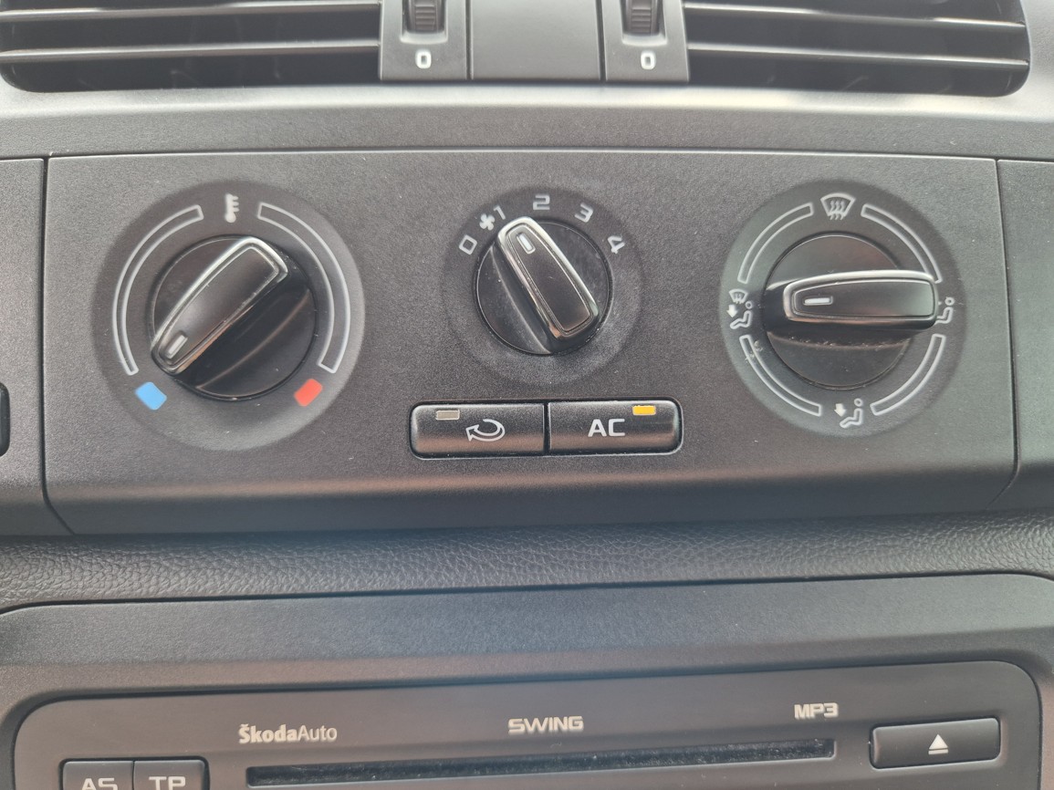 Škoda Roomster 1,4 16 V  63 kW Scoutline