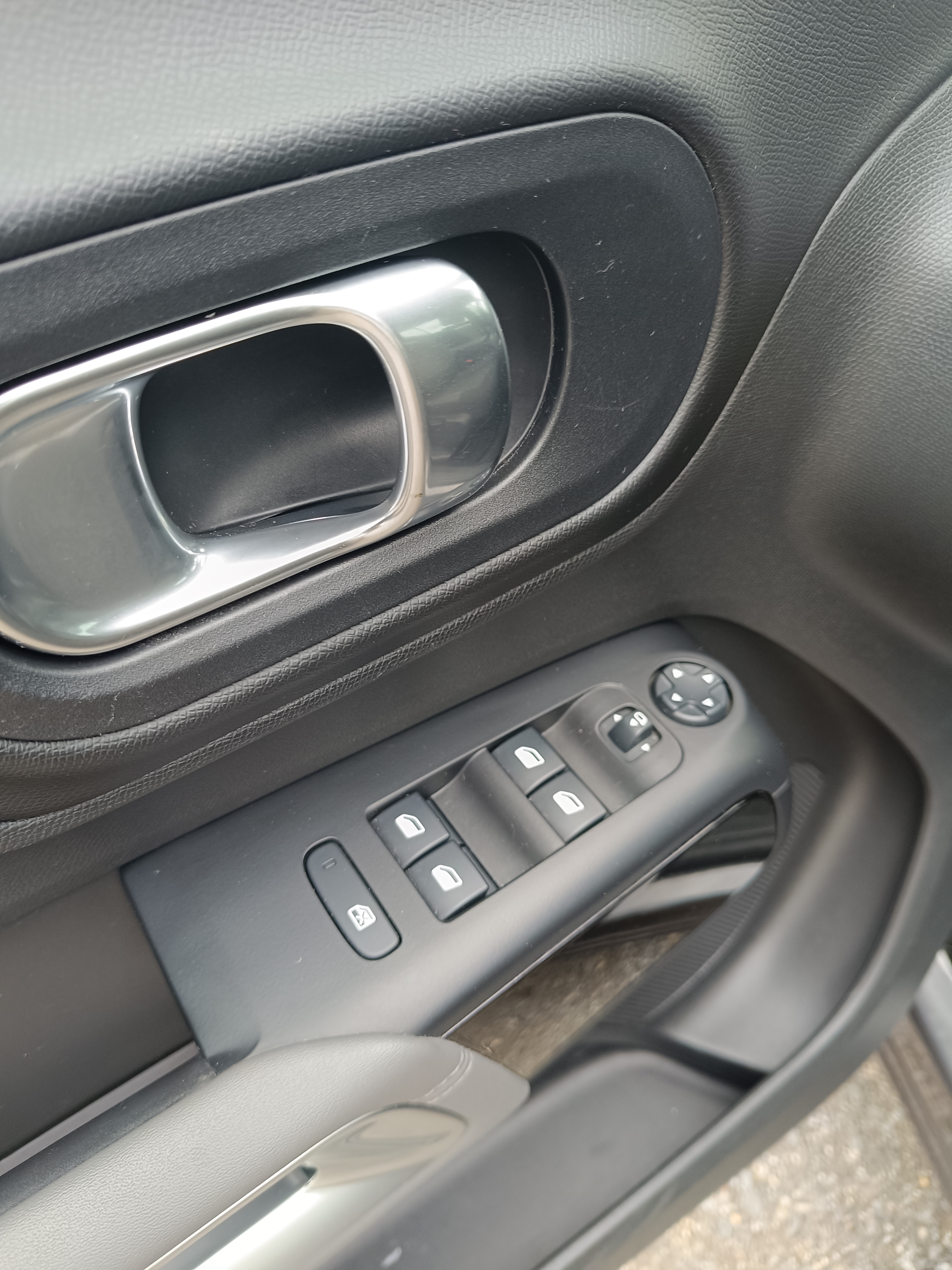 Citroën C5 Aircross 1,5 HDi 96 kW 6° manuál