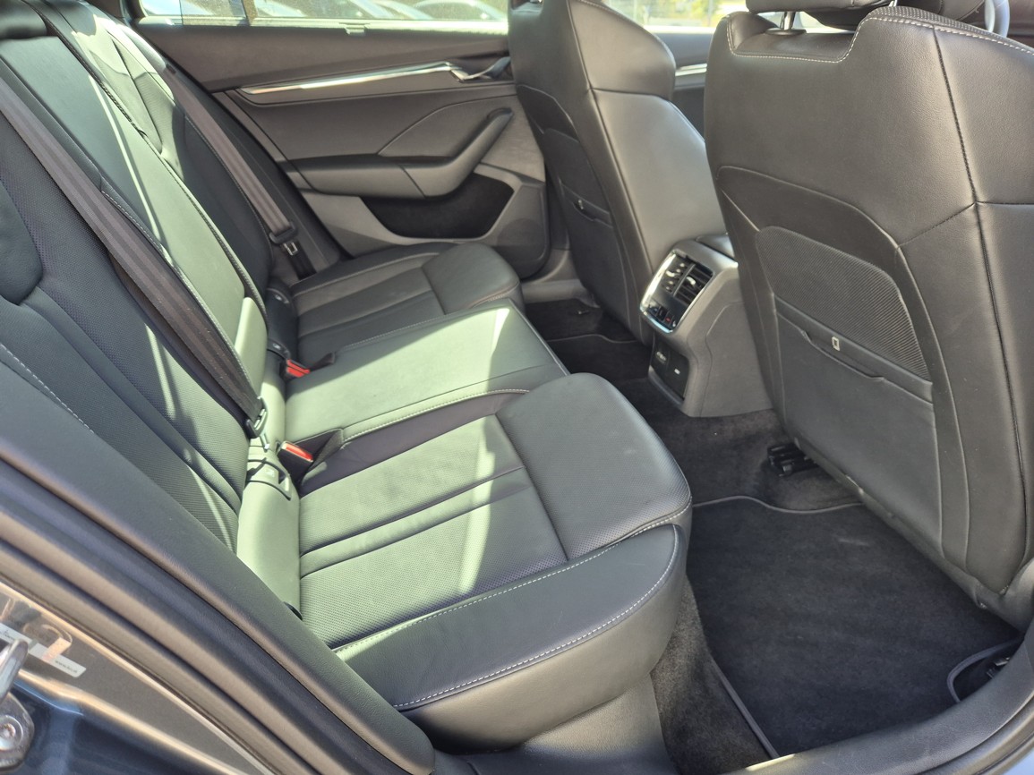 Škoda  Octavia Combi 2.0 TDI Style DSG