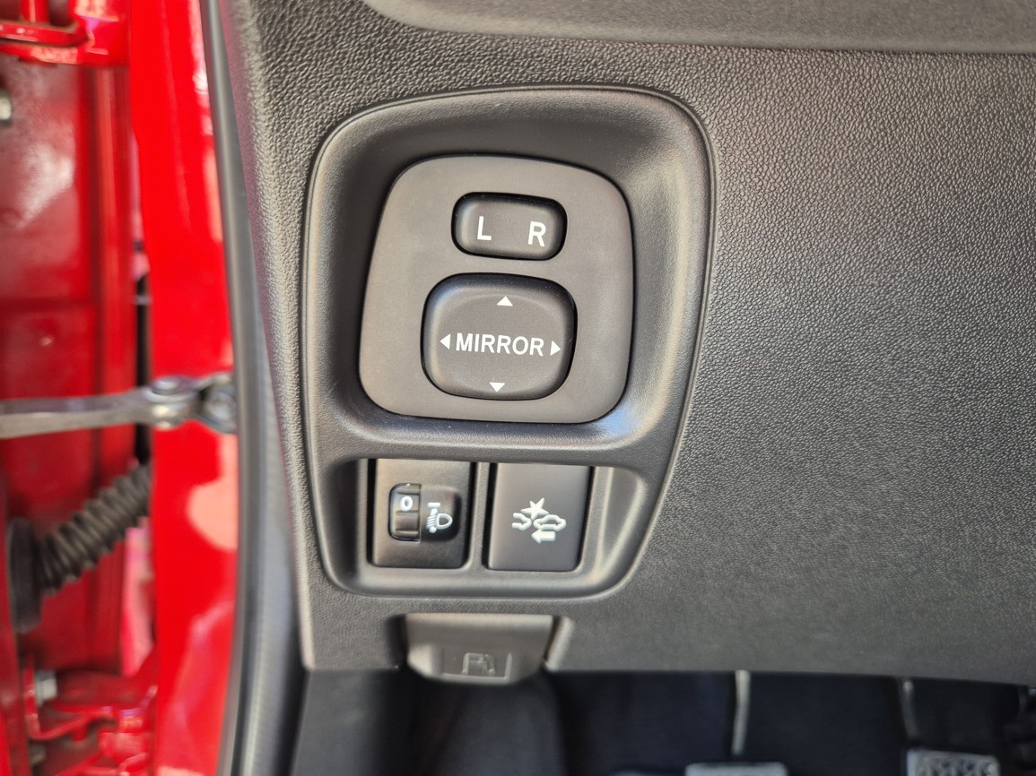 Toyota Aygo 1.0 VVTi 53 kW X Play