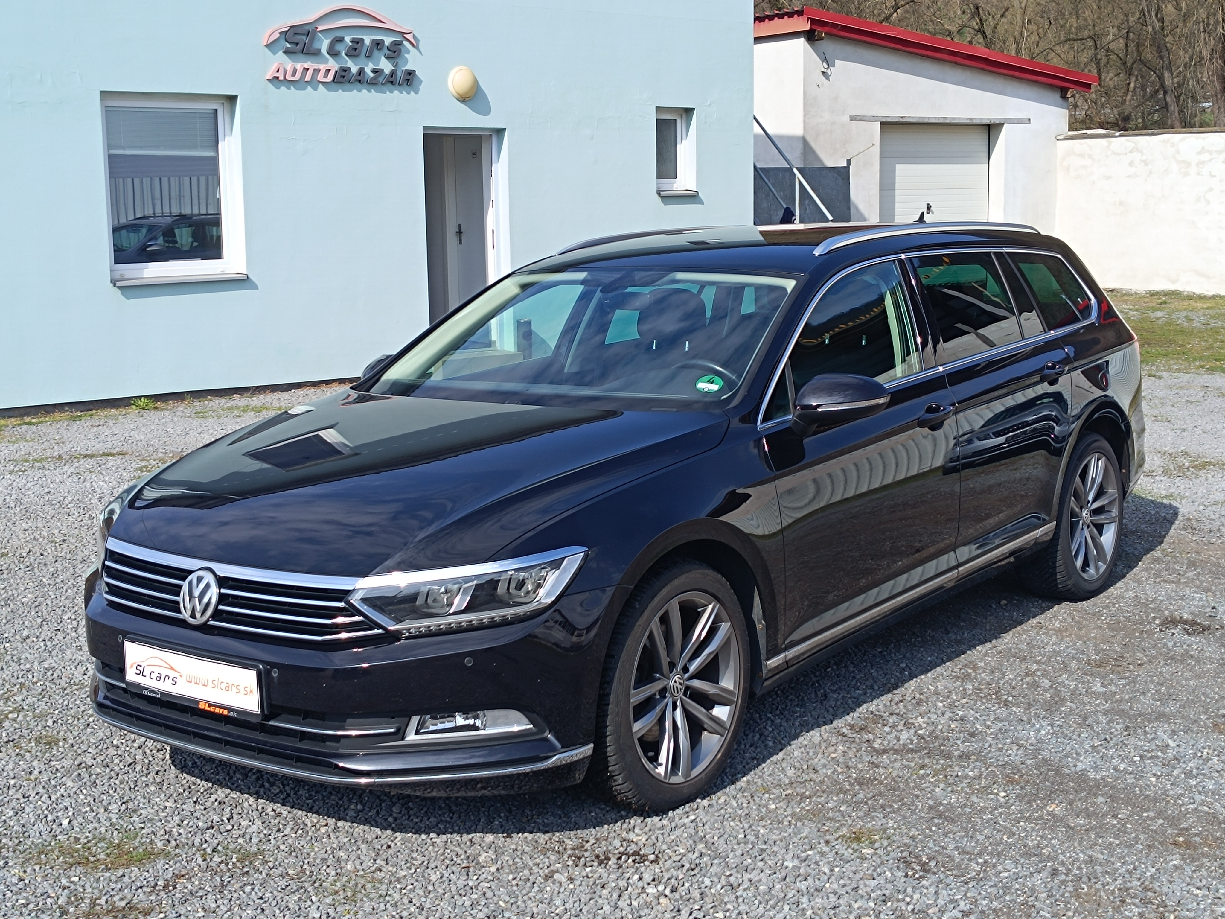 VW Passat Variant B8 2,0 TDi DSG 110 KW Highline, r.v. 2016