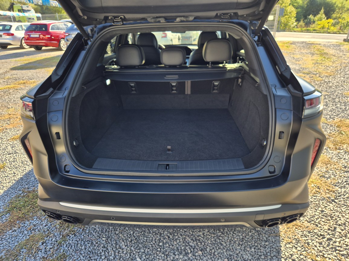 Omoda 9 SHS 9 PHEV [AWD] Premium - Obsidian Jade & Matt blac
