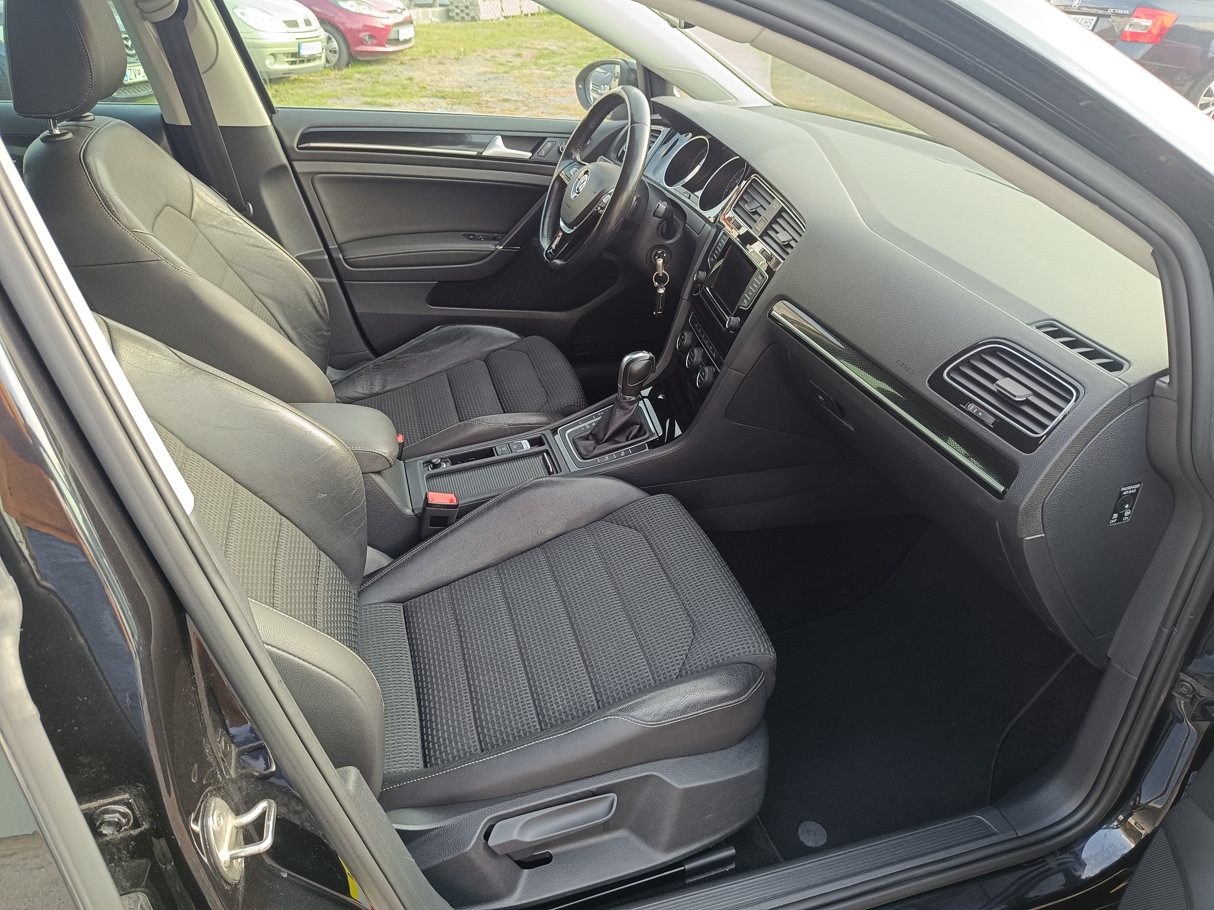 VW Golf Variant 2,0 TDi 110 kW DSG Highline