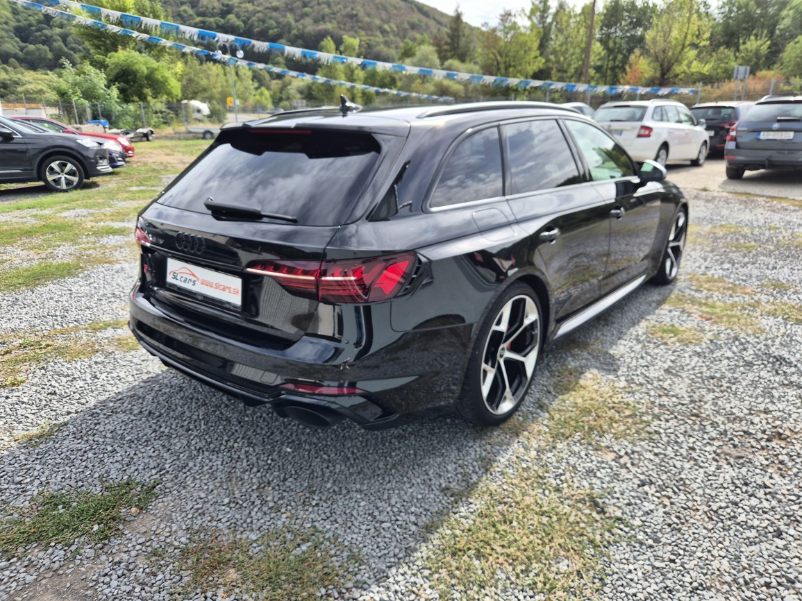 Audi RS4 Avant  2.9 TFSi Quattro