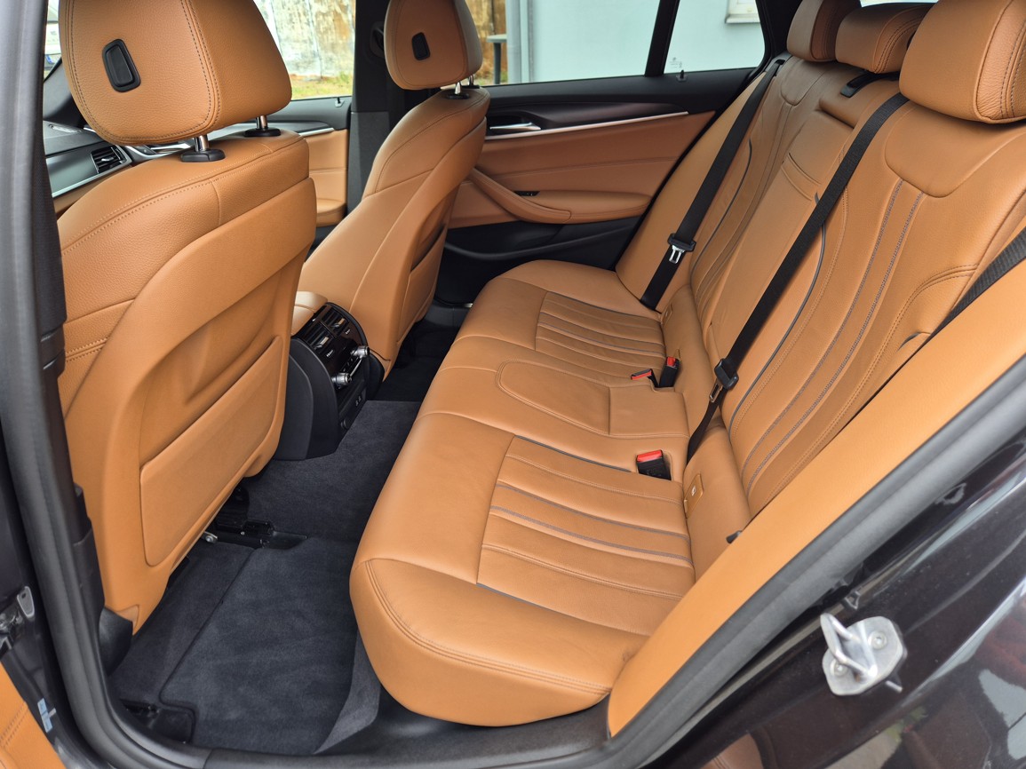BMW Rad 5 Touring 530d MHEV AT Xdrive M Sport 210kW