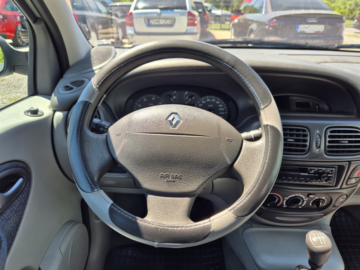 Renault Scenic 1,9 dTi
