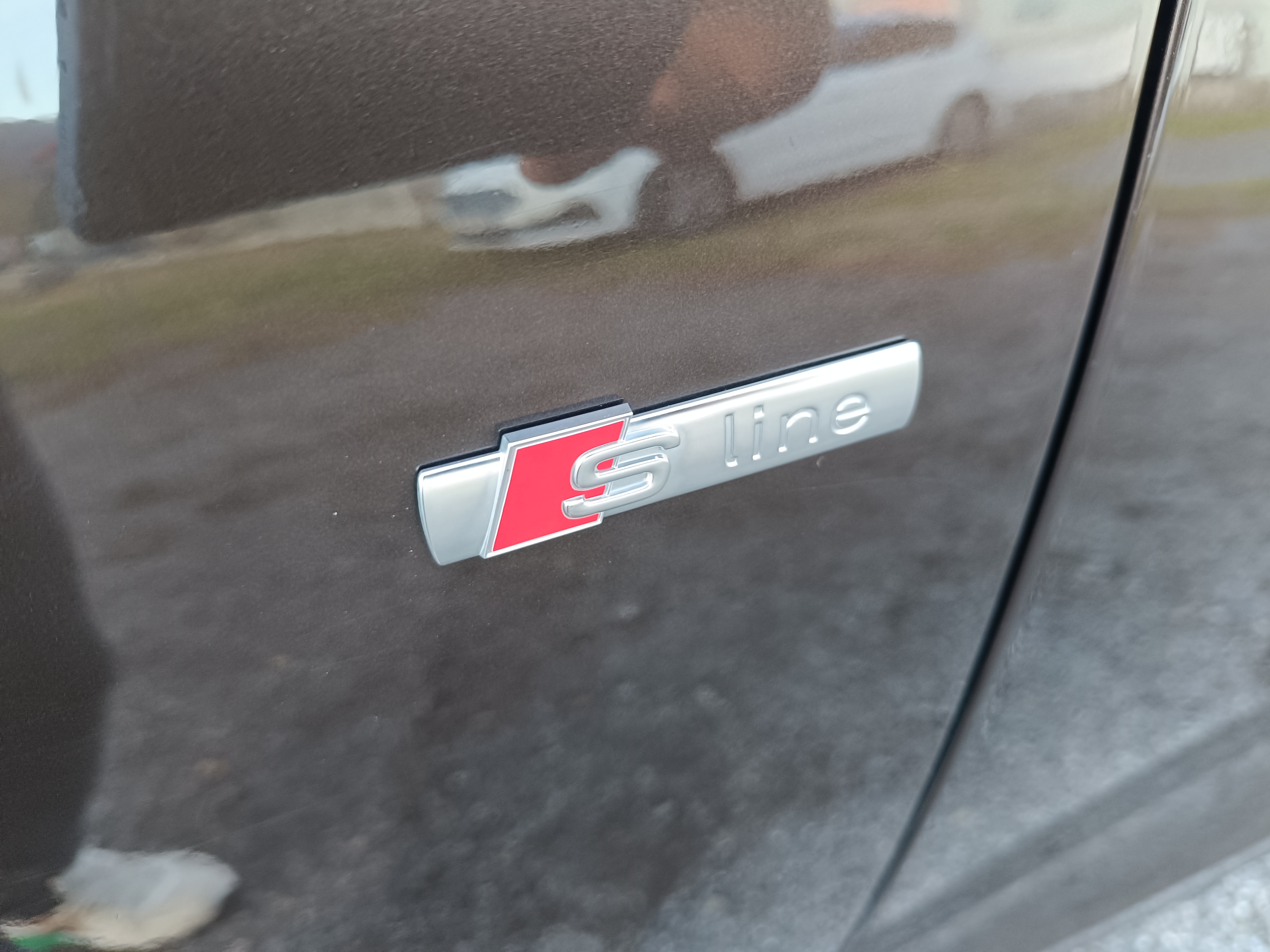 Audi Q5 3,0 TDI DSG 176 kW quattro, r.v. 6/2011 Sline paket