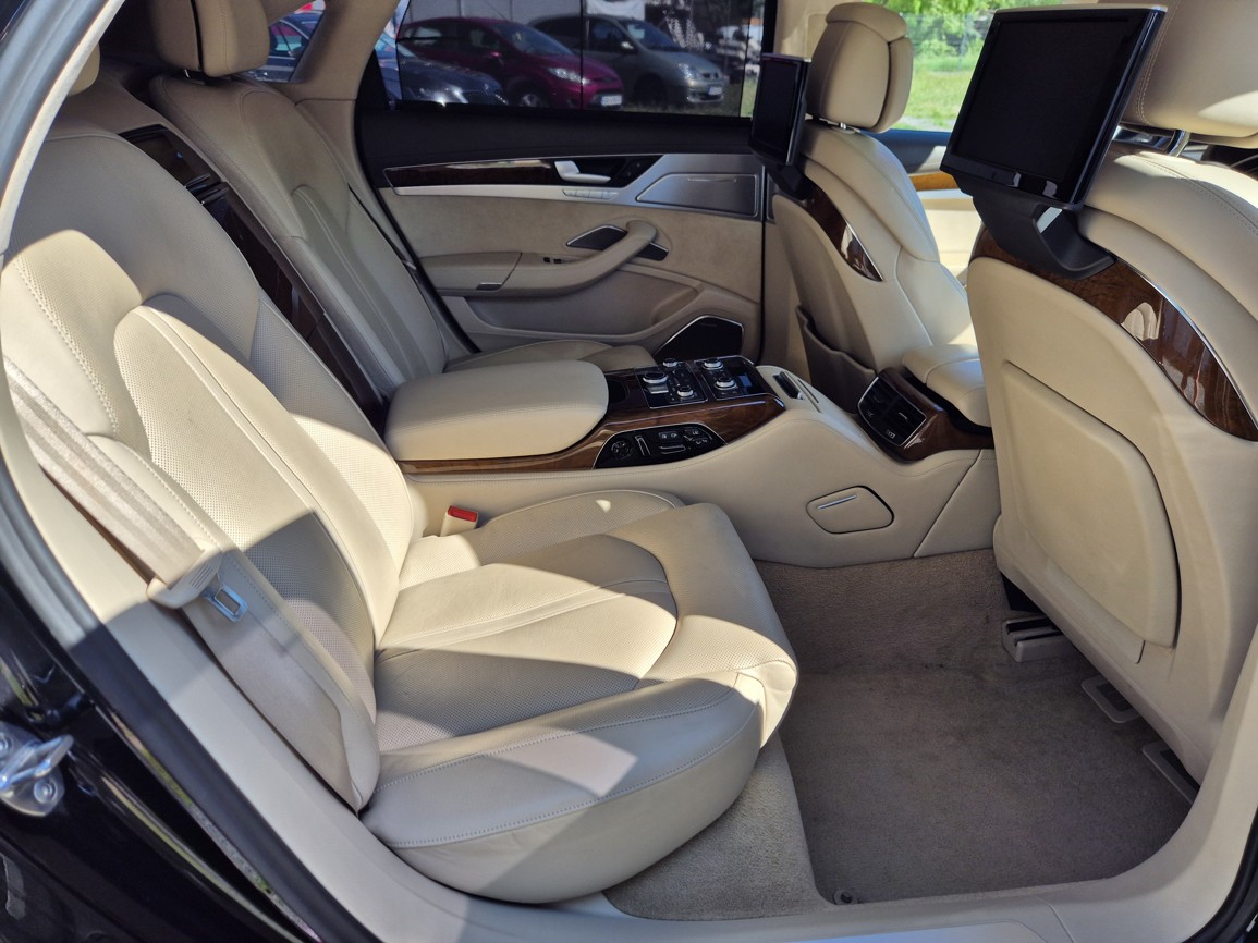 Audi A8 L