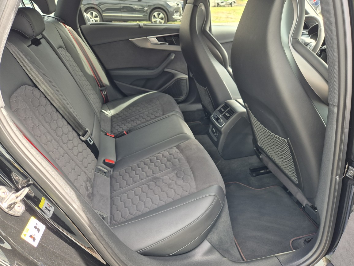 Audi RS4 Avant  2.9 TFSi Quattro