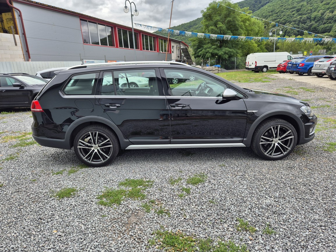 Volkswagen Golf Alltrack
