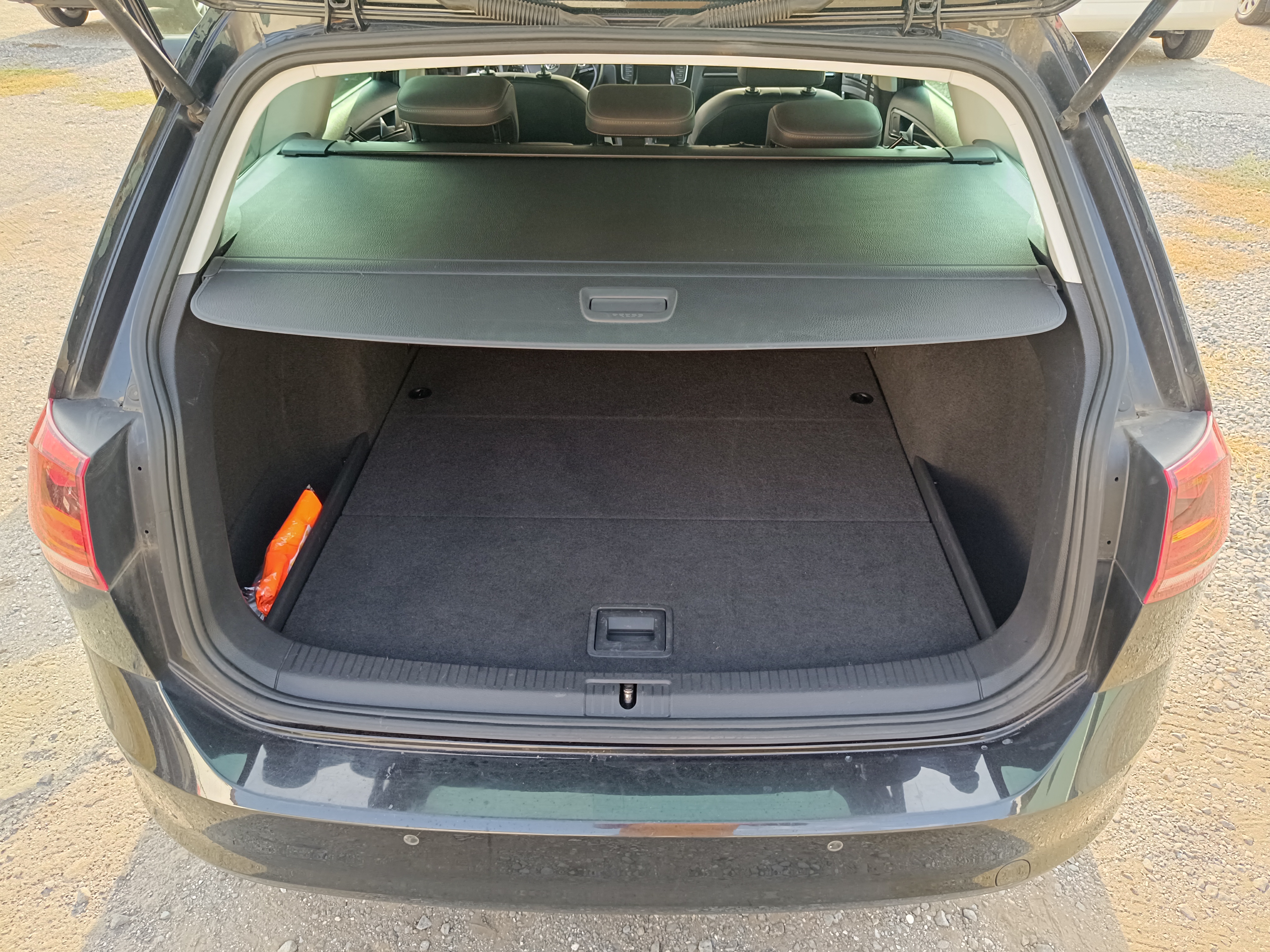 VW Golf Variant 2,0 TDi 110 kW DSG Highline