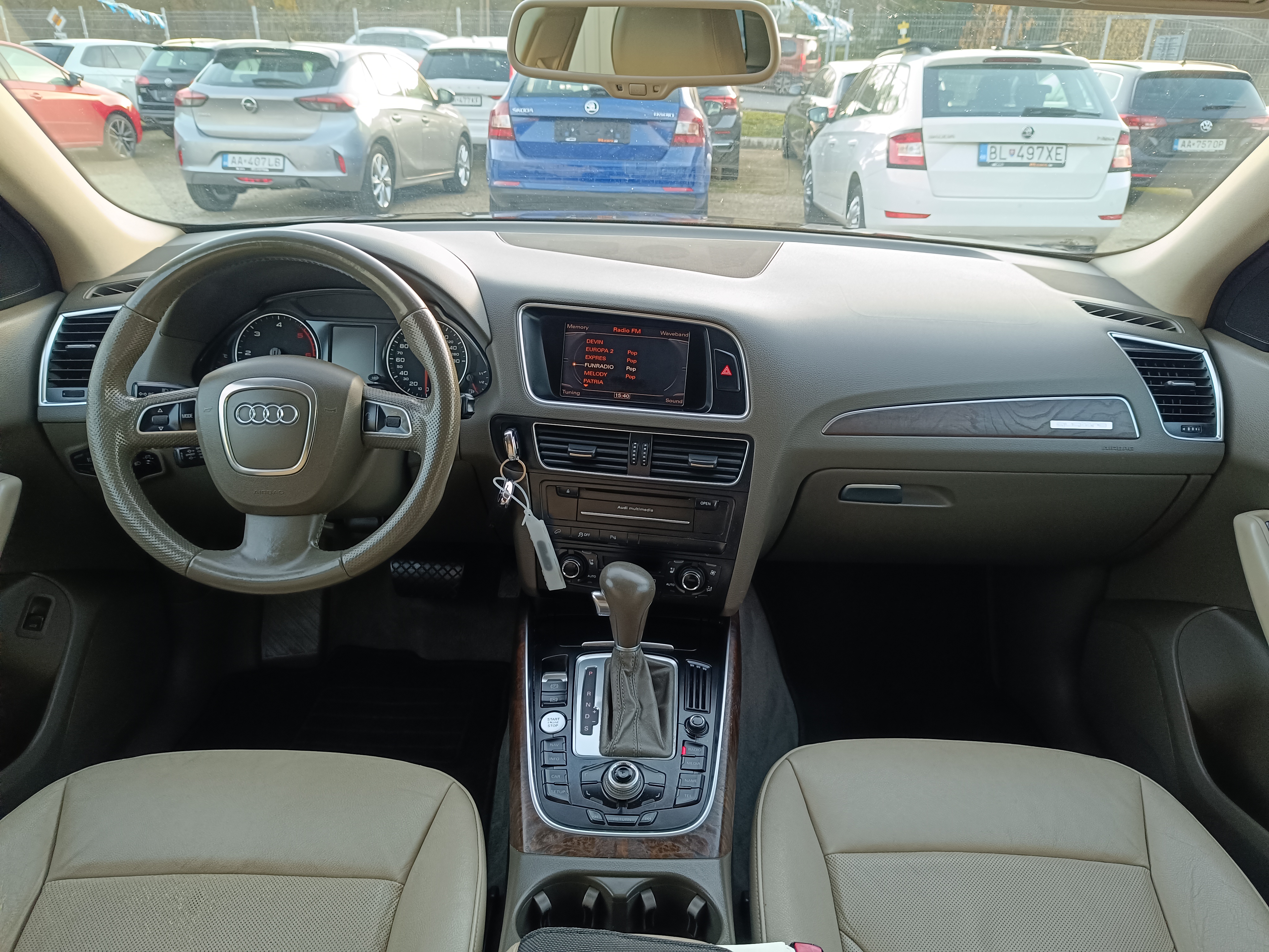 Audi Q5 3,0 TDI DSG 176 kW quattro, r.v. 6/2011 Sline paket