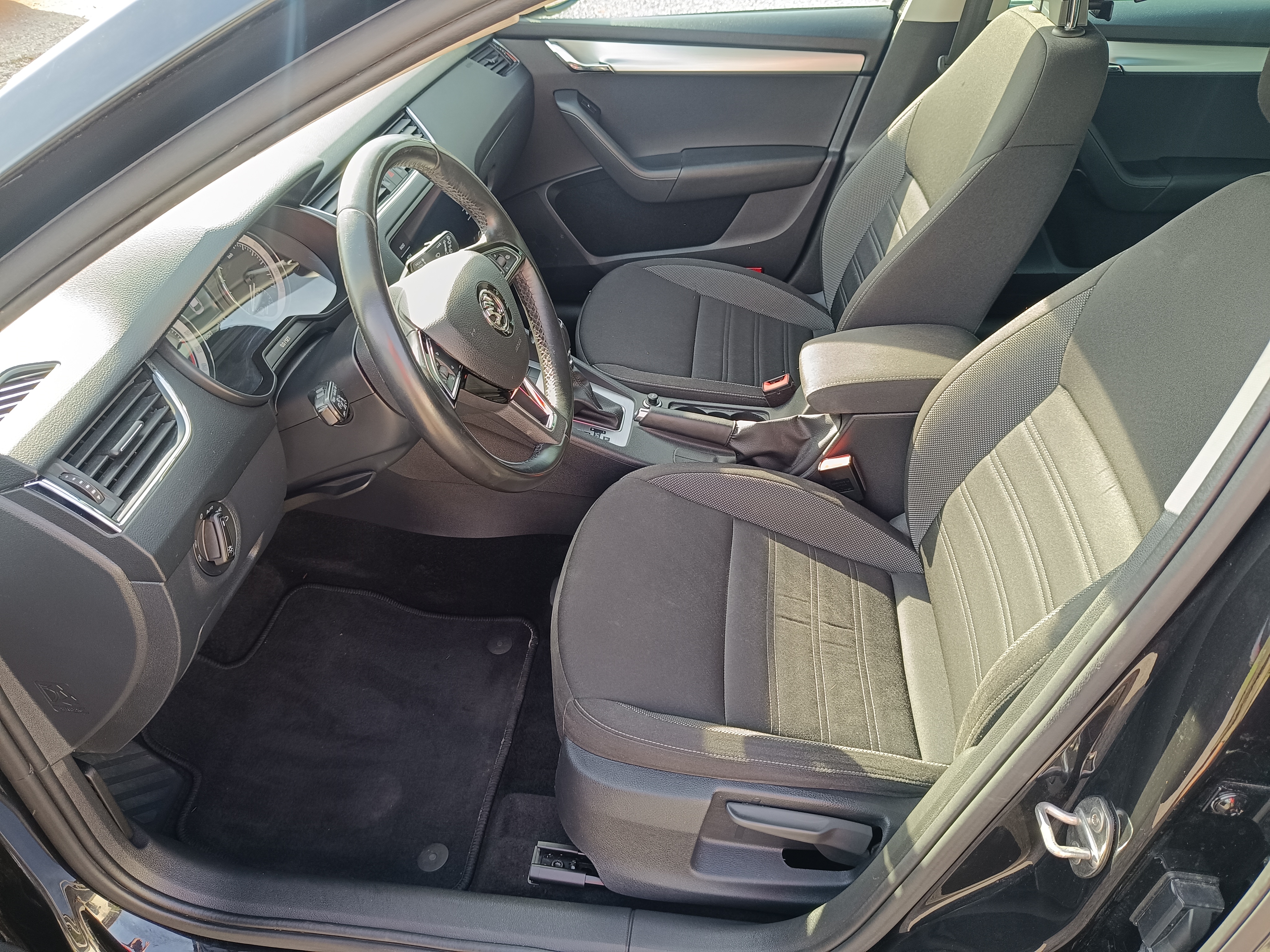 Škoda Octavia III combi FL 2,0 TDi 110 kW DSG