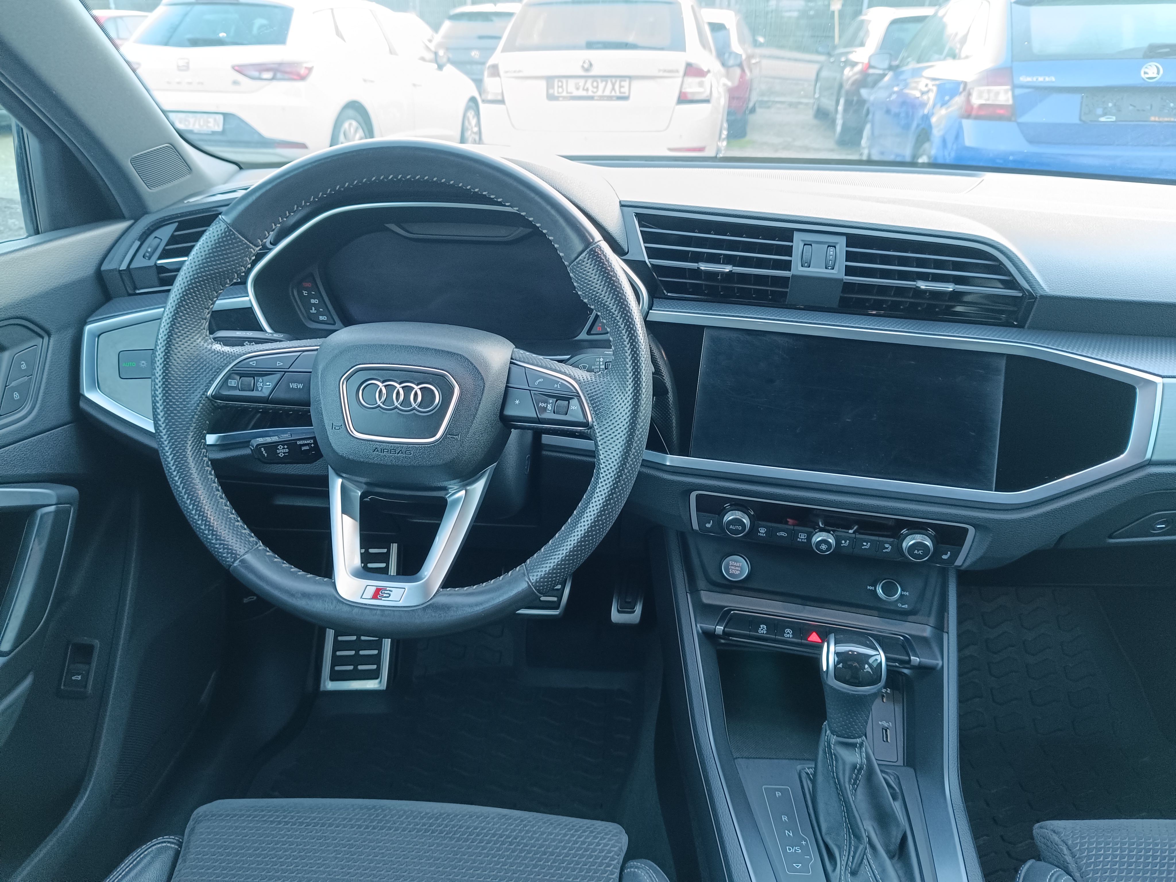 Audi Q3 40 2.0TDI 140 kW S line quattro S tronic, r.v. 8/2019