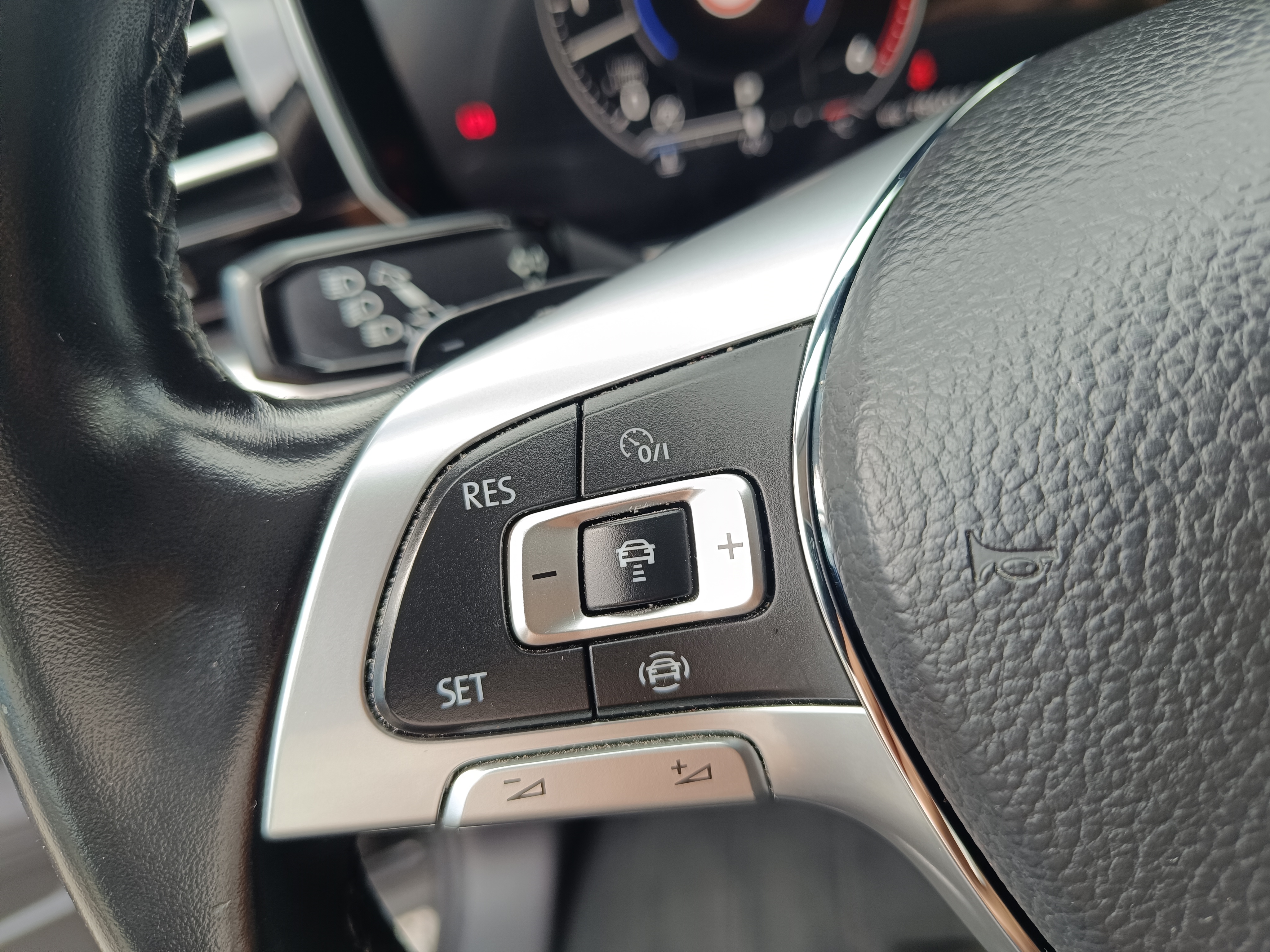 Volkswagen Touareg 3,0 TDi V6 4x4 170 kW DSG