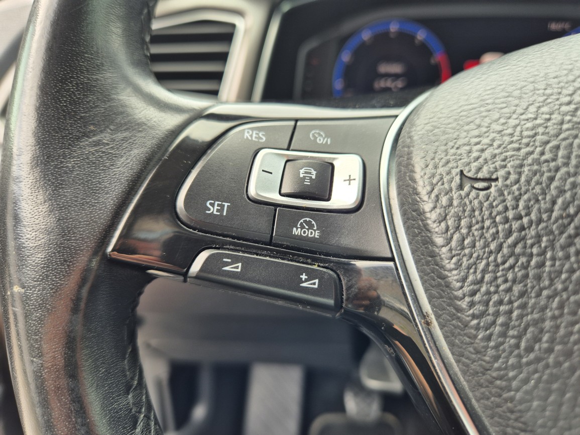 Volkswagen T -Roc 1,0 TSi 85 kW 6° manuál Style