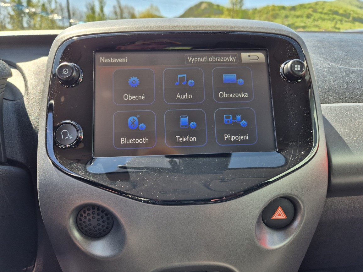 Toyota Aygo 1.0 VVTi 53 kW X Play