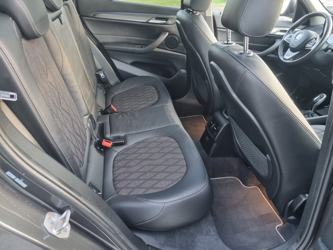 BMW X1 2.0 xDrive 140 kW Sport