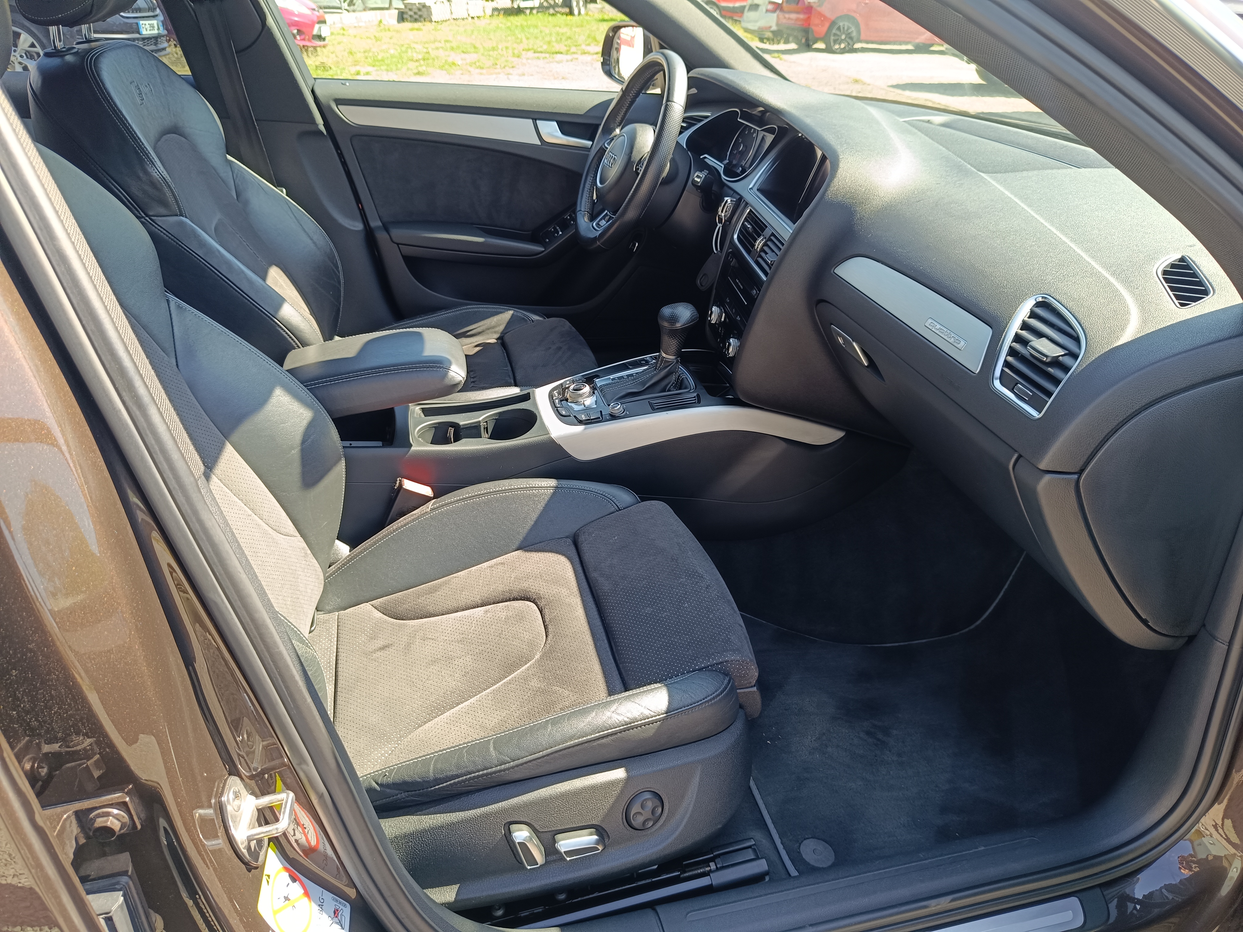 Audi A4 2,0 TFSi 155 kW Quattro S Line