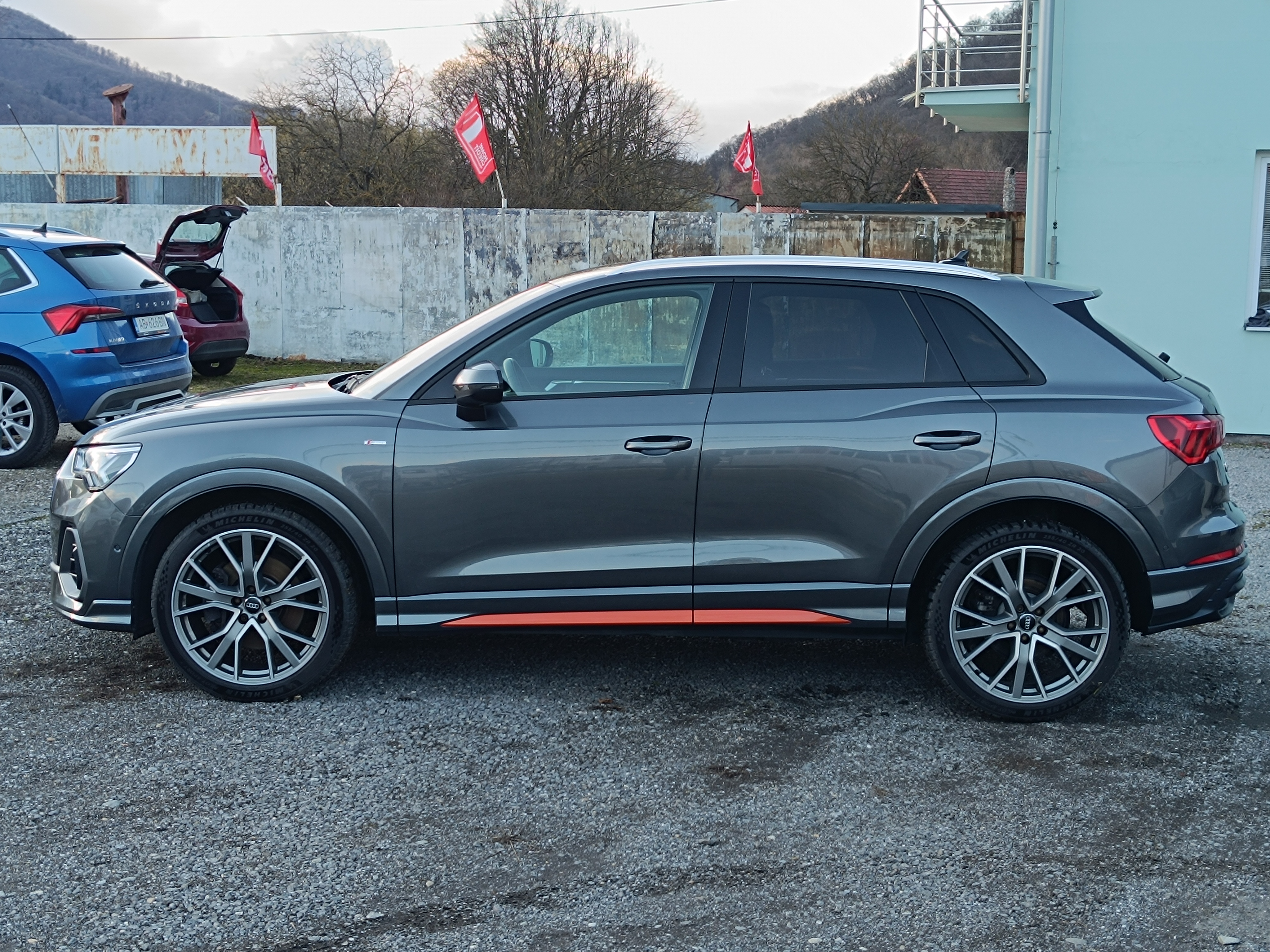 Audi Q3 40 2.0TDI 140 kW S line quattro S tronic, r.v. 8/2019