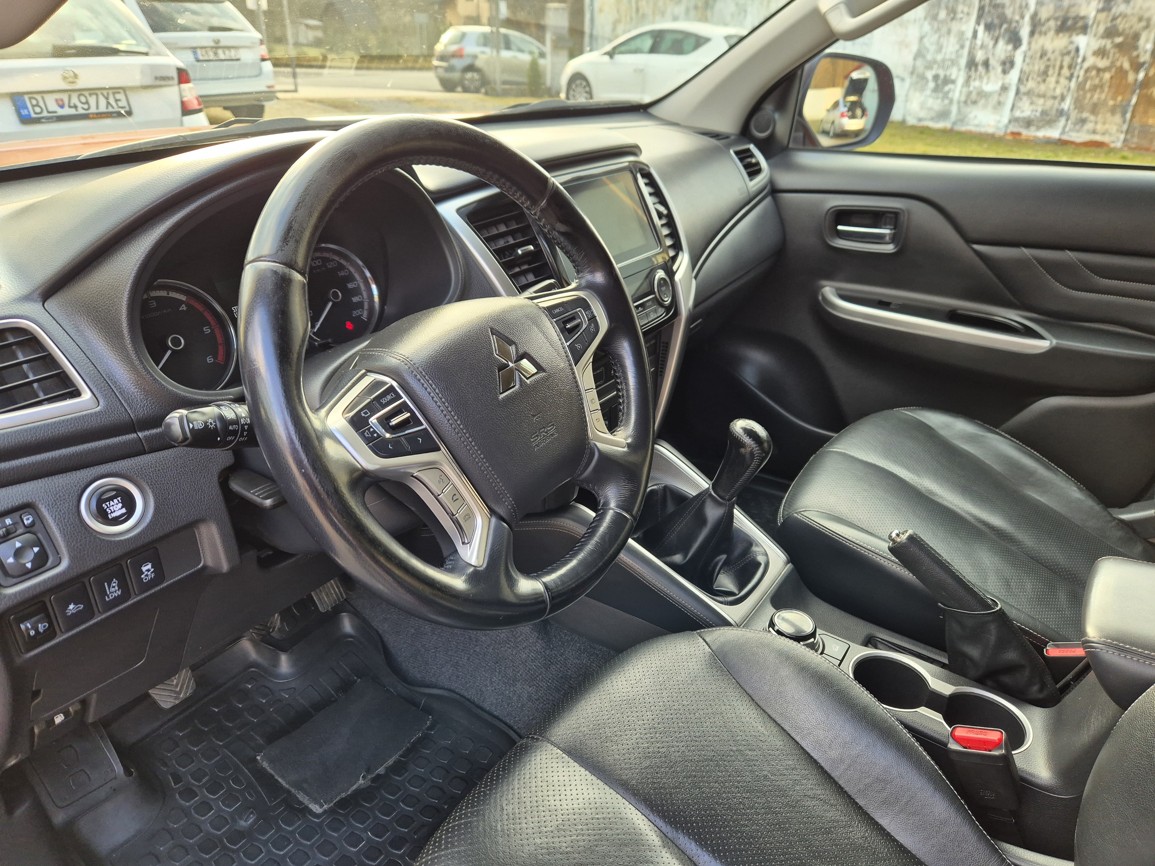 Mitsubishi L200 2.3DI-D 4x4 INTENSE 110 kW 6°manuál