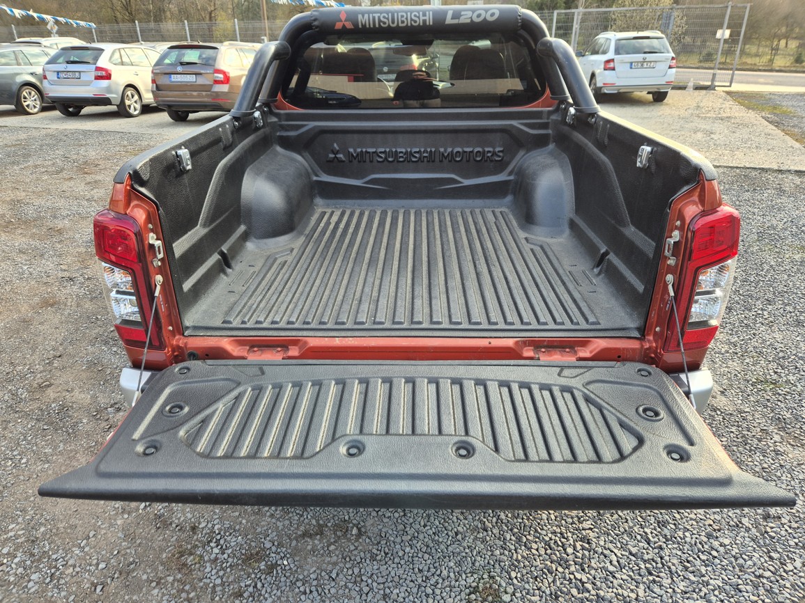Mitsubishi L200 2.3DI-D 4x4 INTENSE 110 kW 6°manuál