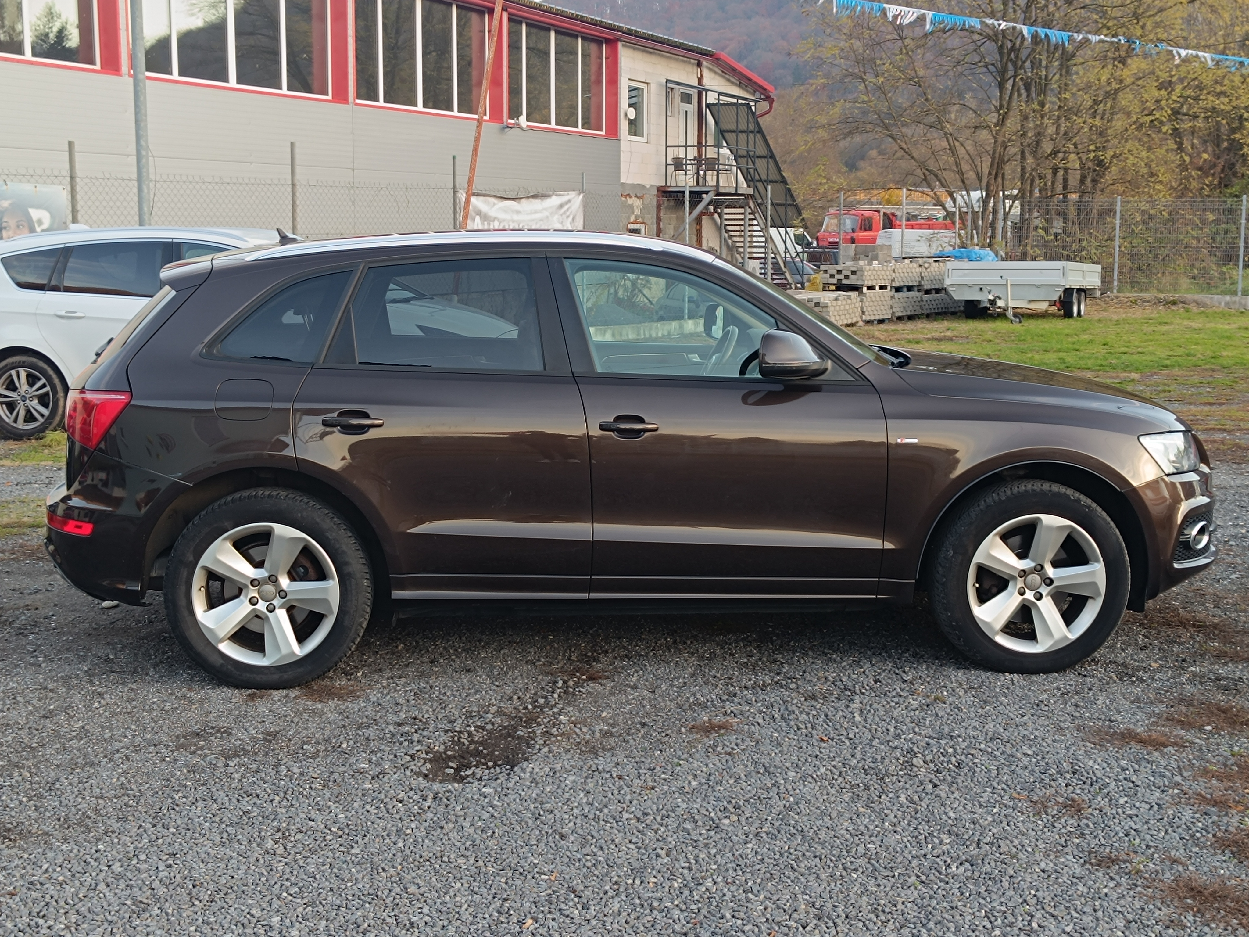 Audi Q5 3,0 TDI DSG 176 kW quattro, r.v. 6/2011 Sline paket