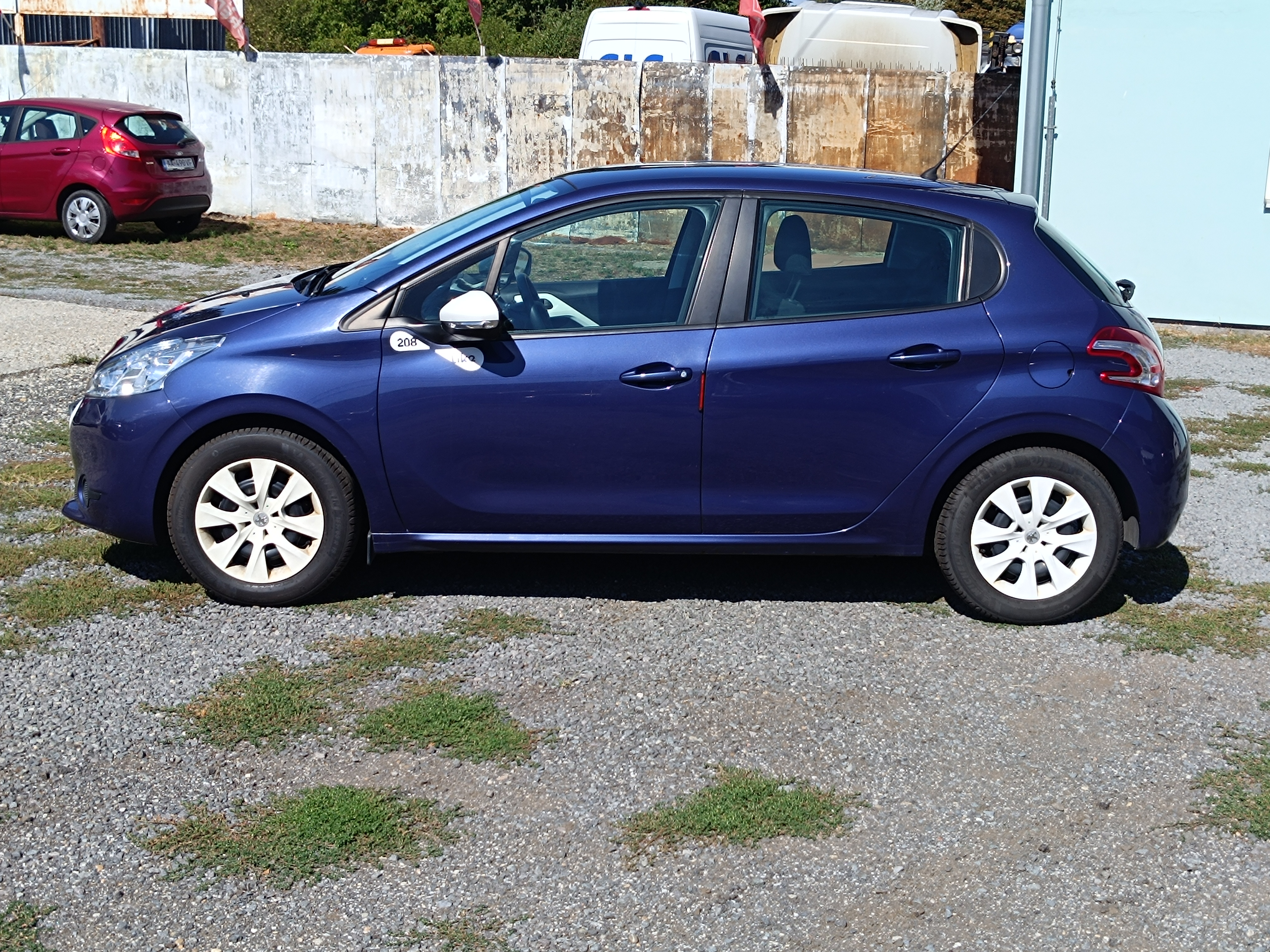 Peugeot 208 1,0i 50 kW r.v. 10/2014