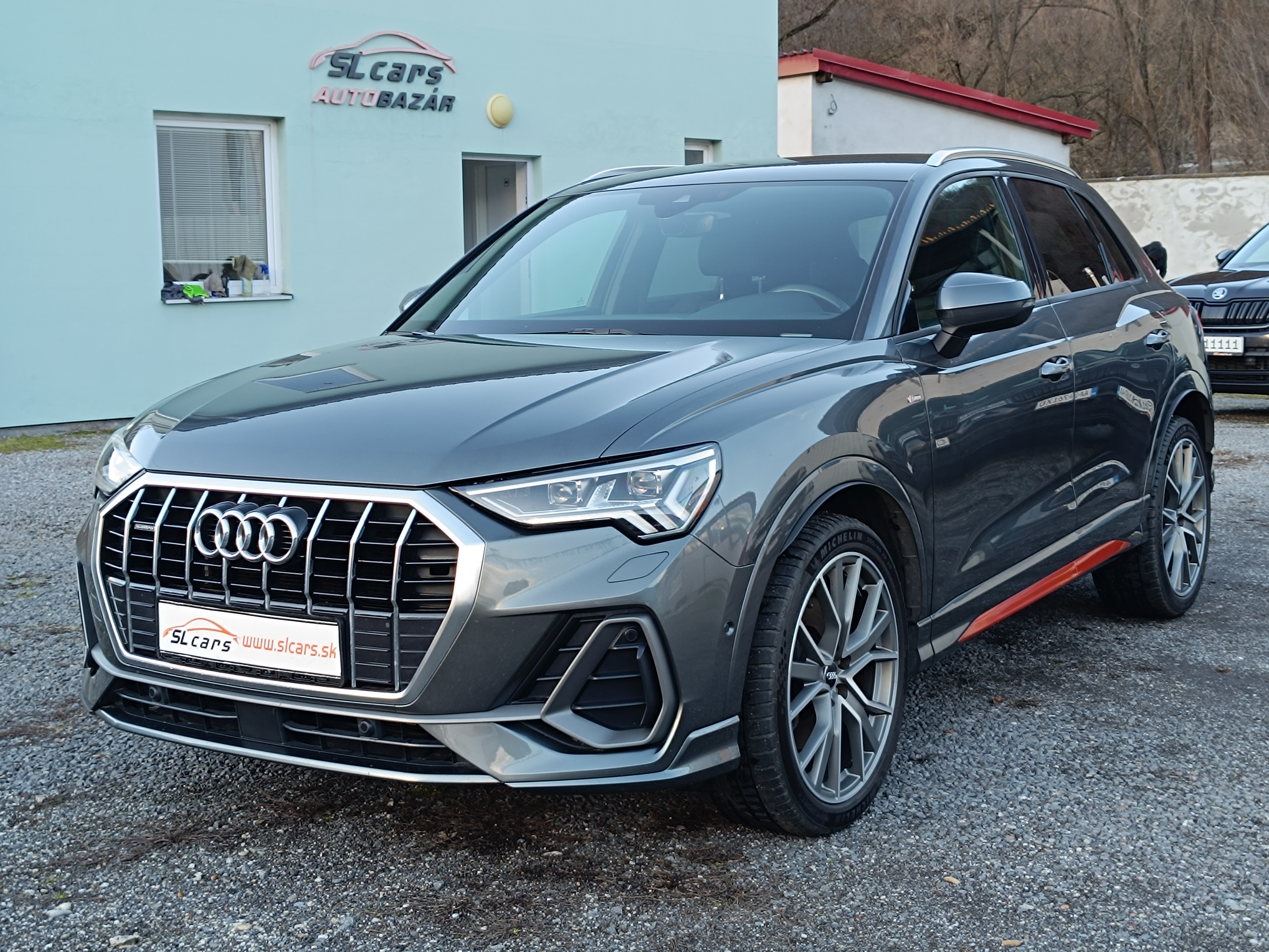 Audi Q3 40 2.0TDI 140 kW S line quattro S tronic, r.v. 8/2019