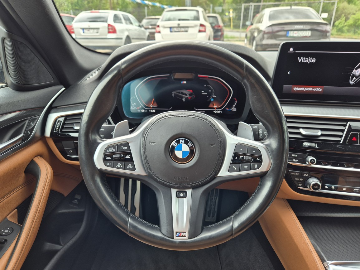 BMW Rad 5 Touring 530d MHEV AT Xdrive M Sport 210kW