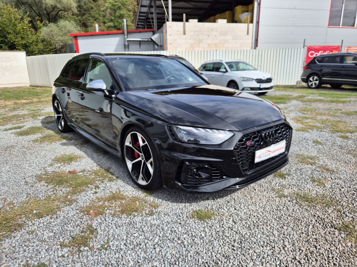 Audi RS4 Avant  2.9 TFSi Quattro