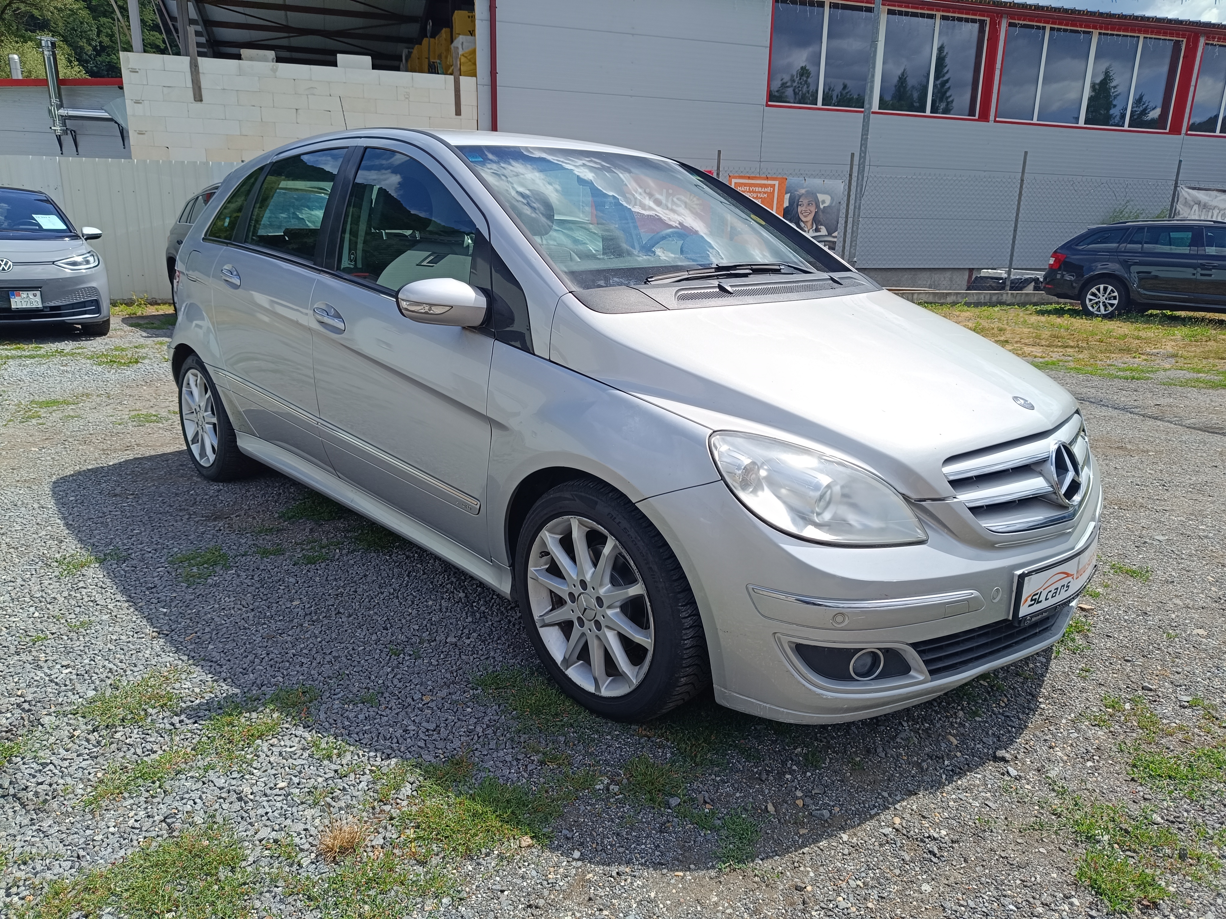 Mercedes - Benz B 170 benzin, automat r.v. 3/2007