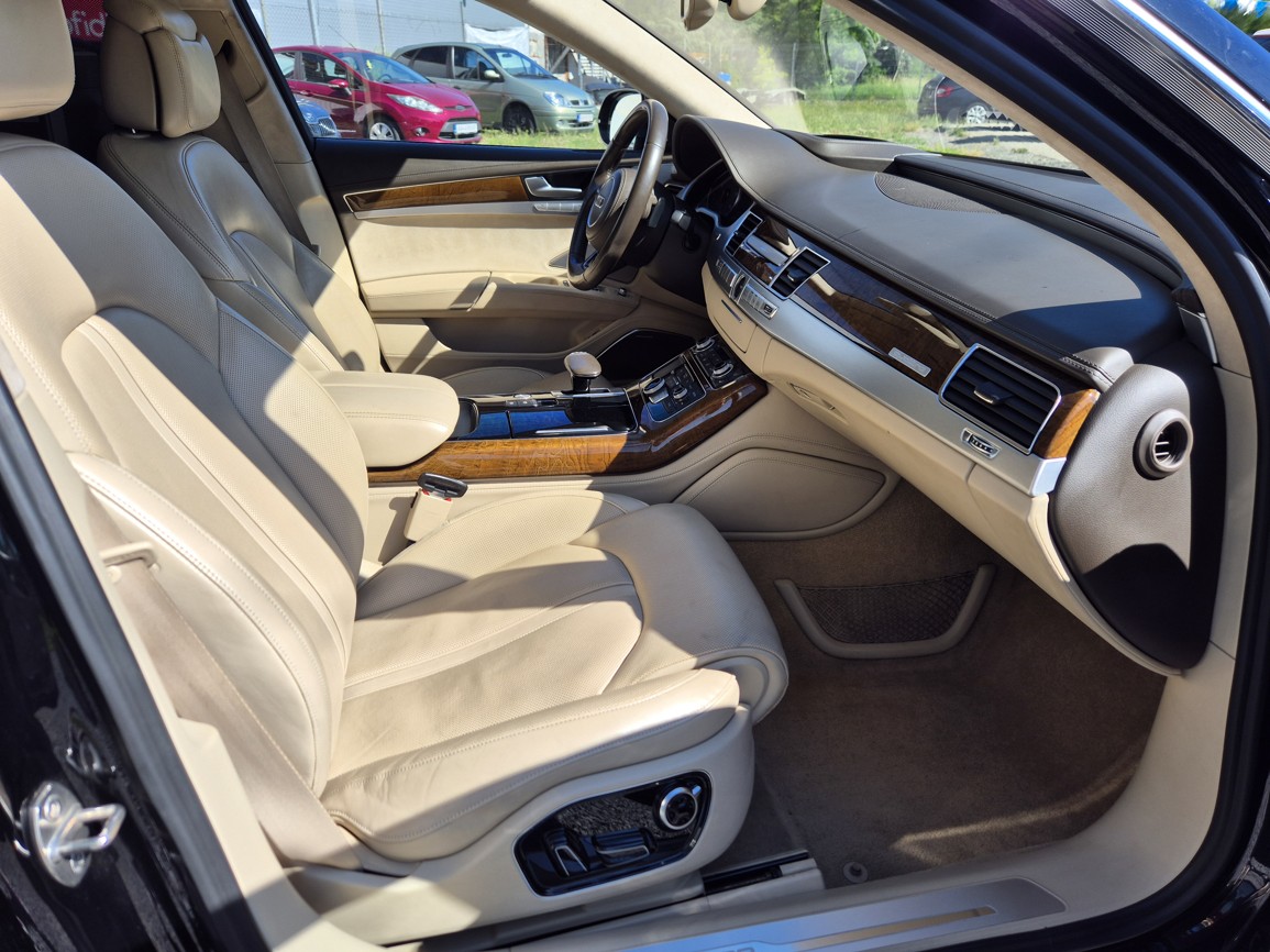Audi A8 L