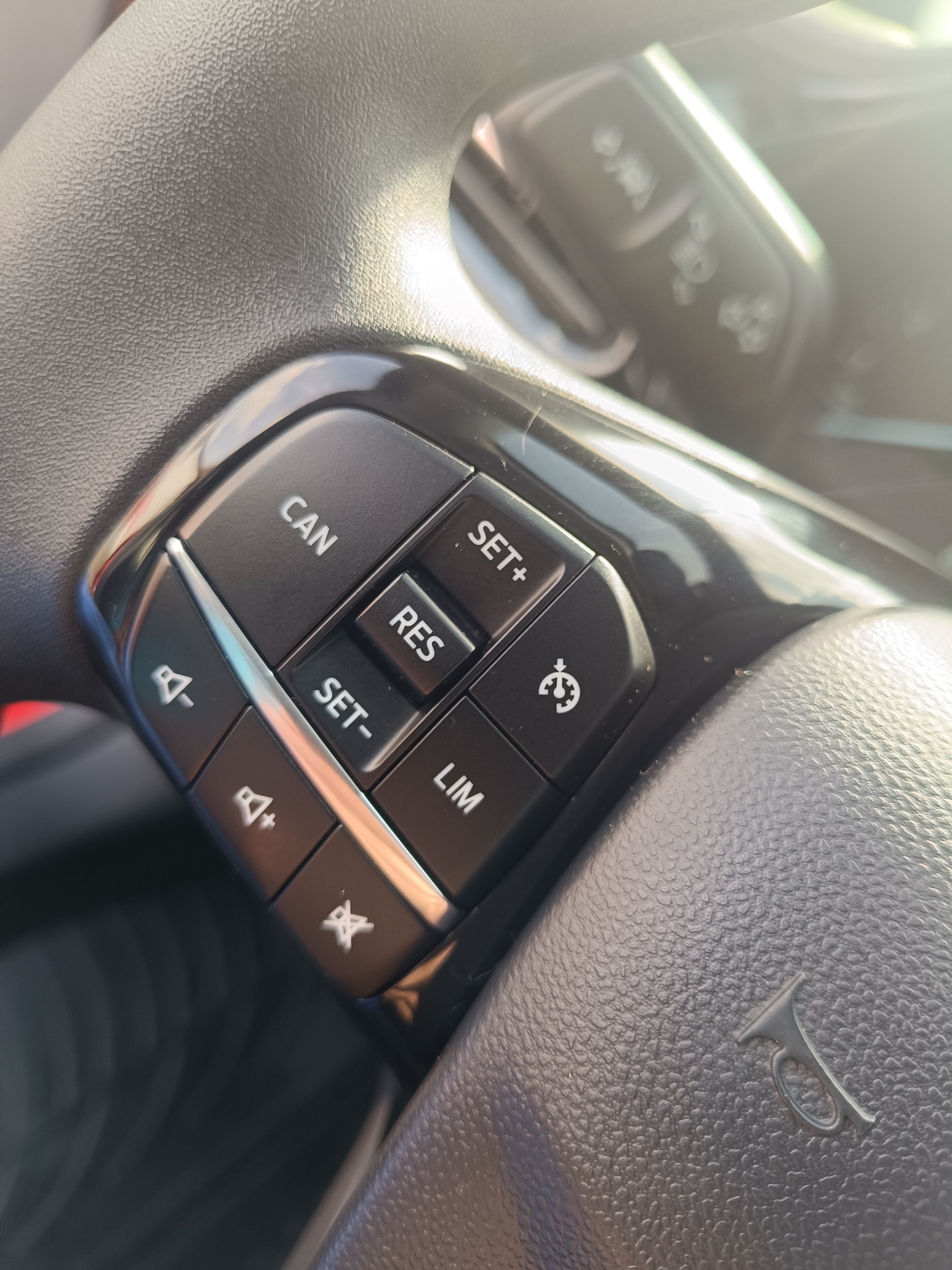 Ford Fiesta 1,0 Ecoboost 74 kW, r.v. 8/2018 5 dverí, 6° MP