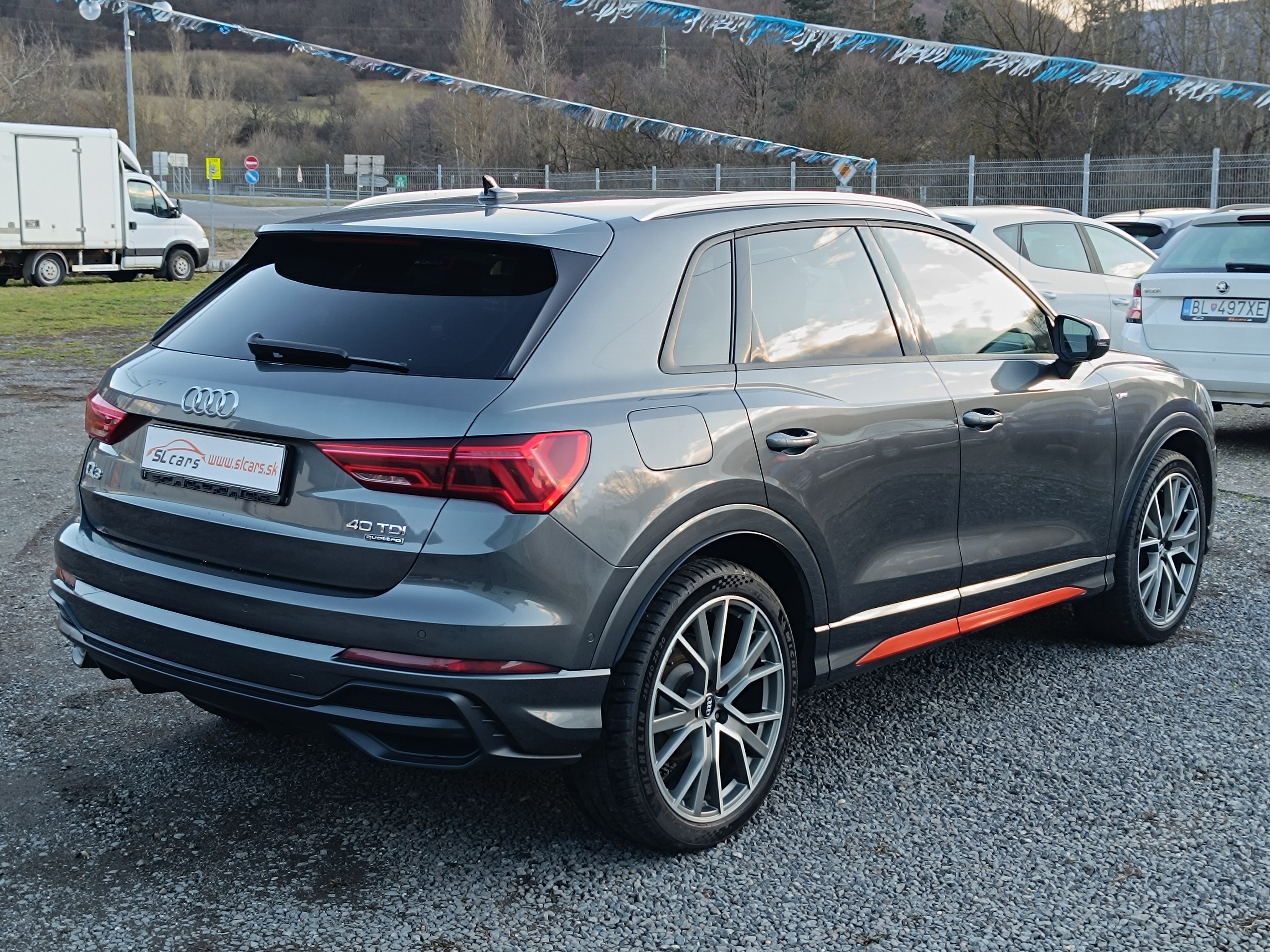 Audi Q3 40 2.0TDI 140 kW S line quattro S tronic, r.v. 8/2019