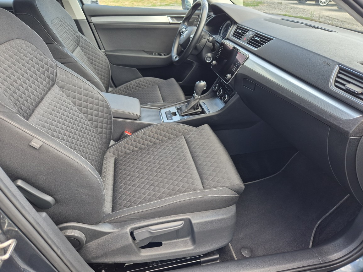 Škoda Superb Combi 2.0 TDi DSG 147 kW DSG Ambition