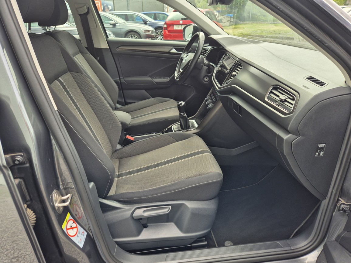 Volkswagen T -Roc 1,0 TSi 85 kW 6° manuál Style